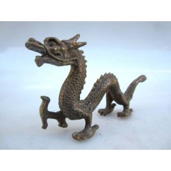 Chinese bronze. Dragon