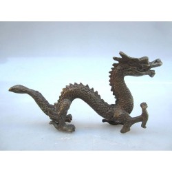 Chinese bronze. Dragon