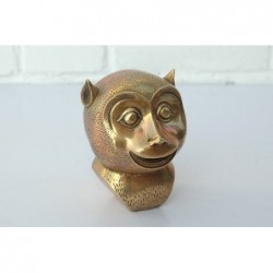 Monkey head in gilded bronze