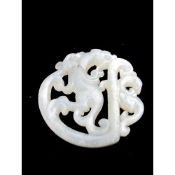 Naturstein-Anhänger mit einem Panther