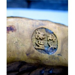 Chine. Poisson en bronze doré