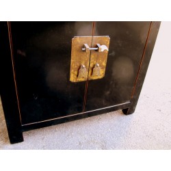 Small black chinese chest...