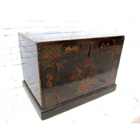 Chinese trunk with flowers and butterflies 89 cm
