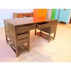 Mahogany coloured Chinese desk