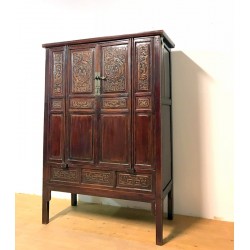Antique Chinese cabinet 122 cm