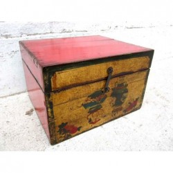 Coffre chinois. Motif...