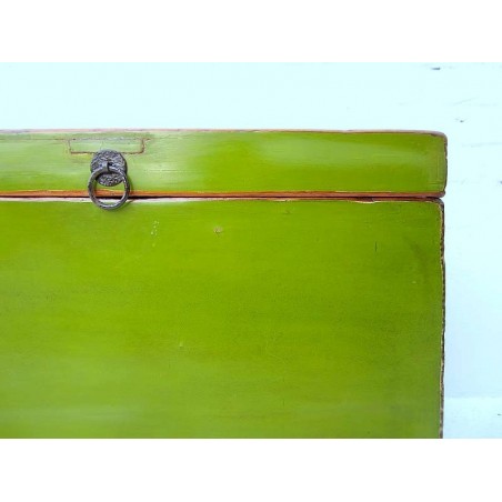 Green chinese chest 57 cm