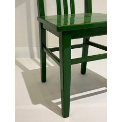 Grün vintage lackierter Stuhl