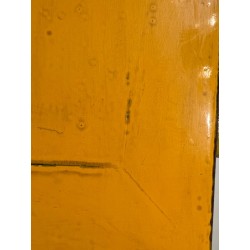 Commode chinoise laquée jaune 109 cm