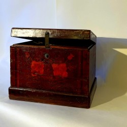 Chinese red trunk 48 cm