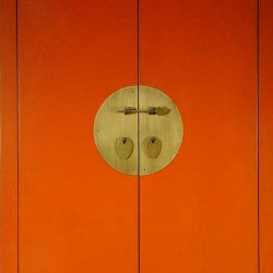 Armoire laquée peu profonde disponible en quatre teintes