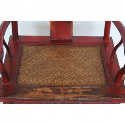 Fauteuils anciens laqués rouge (vendus à l'unité)